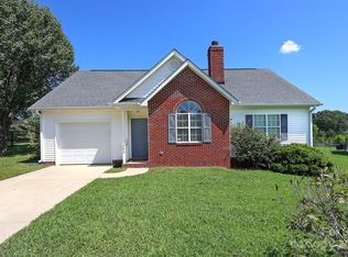 1043 Ridgefield Cir, Indian Trail, NC 28079