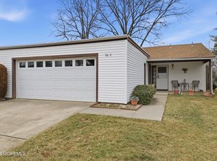 96 Salix Plaza #96C, Monroe, NJ 08831