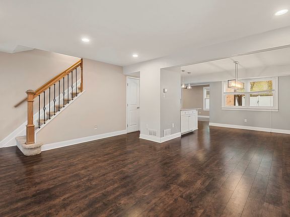 5th image of 6420 Thomas Paine Ct