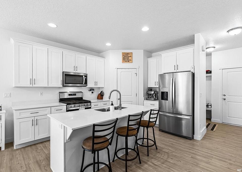 1st image of 1683 W Tribeca Way