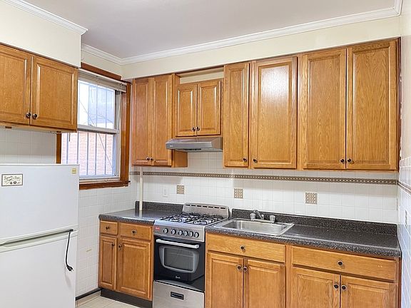 3rd image of 33-14 31st Ave #2F