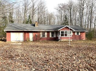 4289 Long Lake Rd, Cheboygan, MI 49721