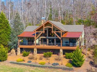 395 Cottage View Dr, Franklin, NC 28734