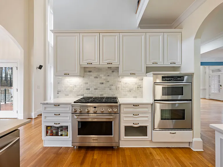 2373 Bronze Oak Ln — Photo 13