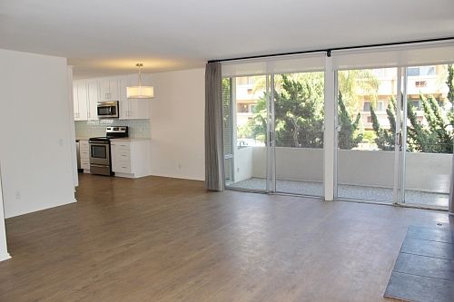 3rd image of 1251 Armacost Ave APT 101