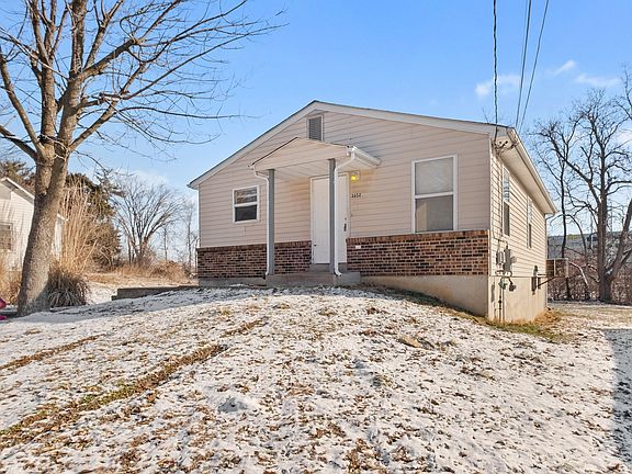 4th image of 3652 E Edgar Ave
