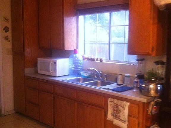 2nd image of 13994 Rosemary Dr