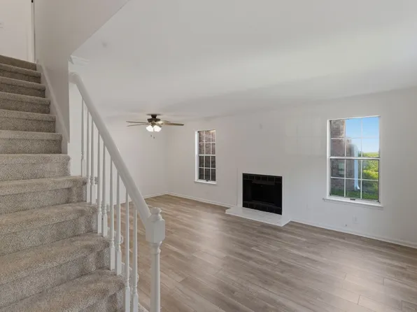 286 Donna Dr APT D, Hendersonville, TN 37075