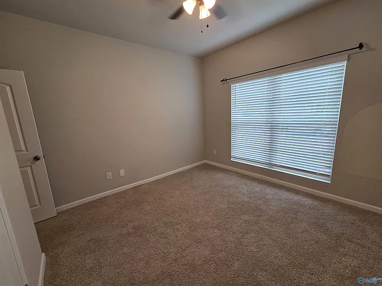 105 Fellington Ct — Photo 13