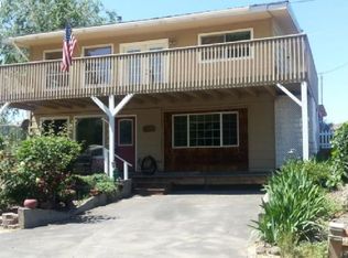 212 S Washington St, Weston, OR 97886