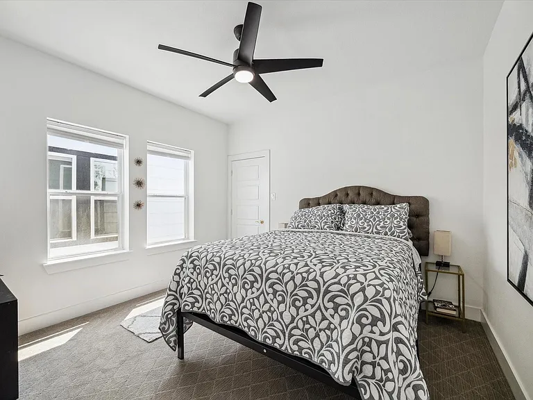 5021 Creekmont Dr — Photo 16