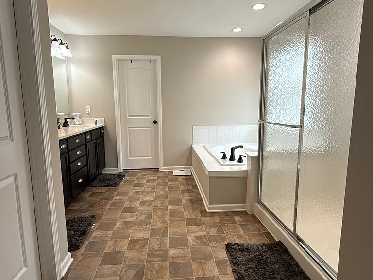 9398 Dewitt Dr — Photo 16