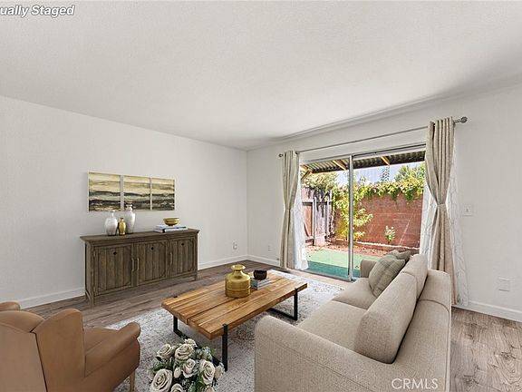 2nd image of 5582 Temple City Blvd