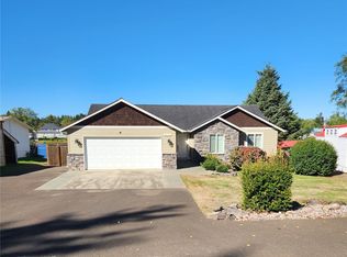 24103 Elm Pl, Ocean Park, WA