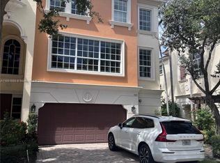 5565 NE Trieste Way, Boca Raton, FL 33487