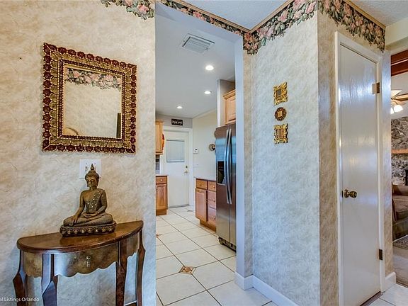 2nd image of 308 Quail Ct