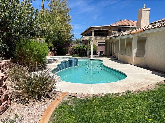 4th image of 7651 Jacaranda Bay St #0