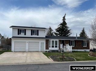 103 Zuni Ct, Evanston, WY 82930