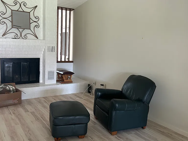 Beautiful open livingroom