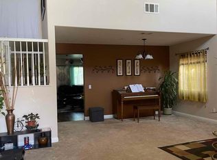 1120 Tangerine Dr, Redlands, CA 92374