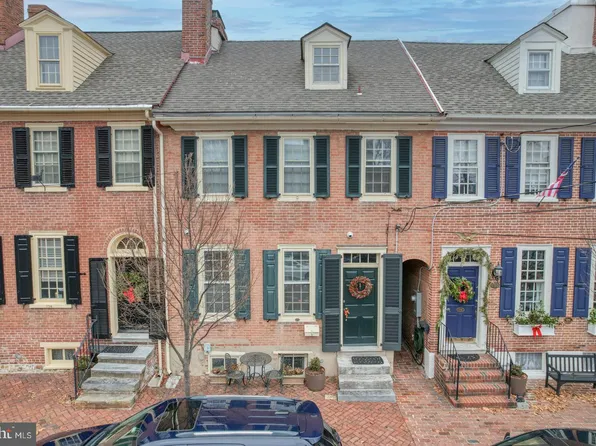 136 E 2nd St, New Castle, DE 19720