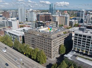 1420 NW Lovejoy St APT 325, Portland, OR 97209