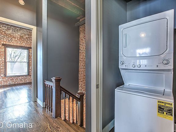 5th image of 1308 Park Ave