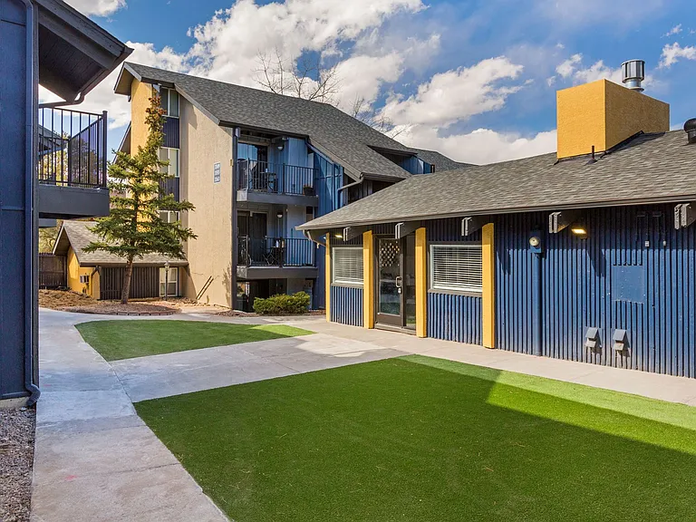 The Lofts at Rock Vue — Photo 14
