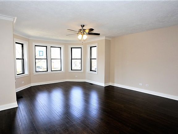 2nd image of 4445 N Rockwell St #44473
