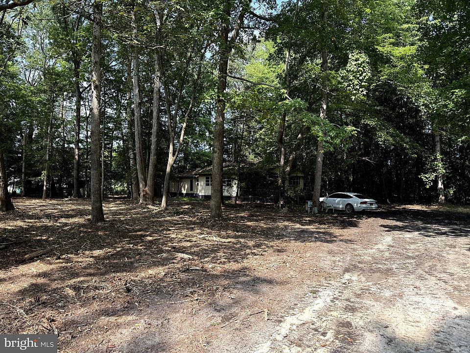 2nd image of 20178 Spruce Ave