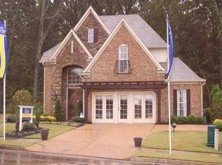 7981 Parkmont Dr, Memphis, TN 38125