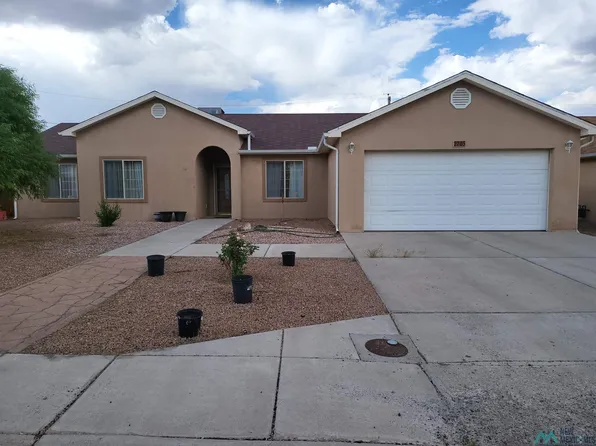 2705 Mazon Ave, Gallup, NM 87301