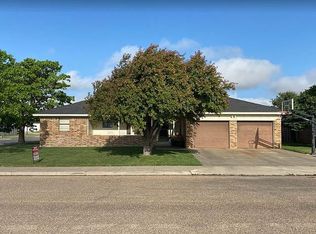 2714 Georgia Dr, Perryton, TX 79070