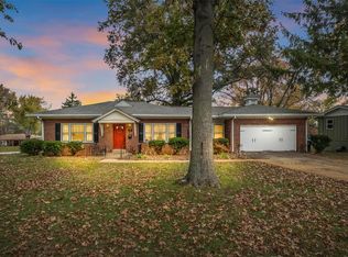 421 Utz Ln, Hazelwood, MO