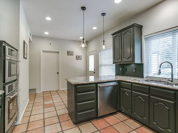 5th image of 1311 Birkenhead Ct