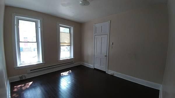 1st image of 261 S Potomac St