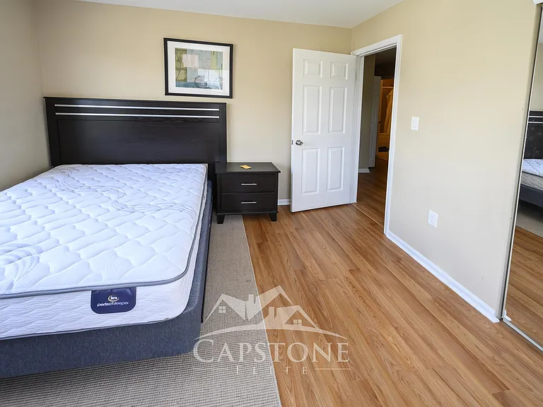 40 Cornerstone Ln — Photo 2