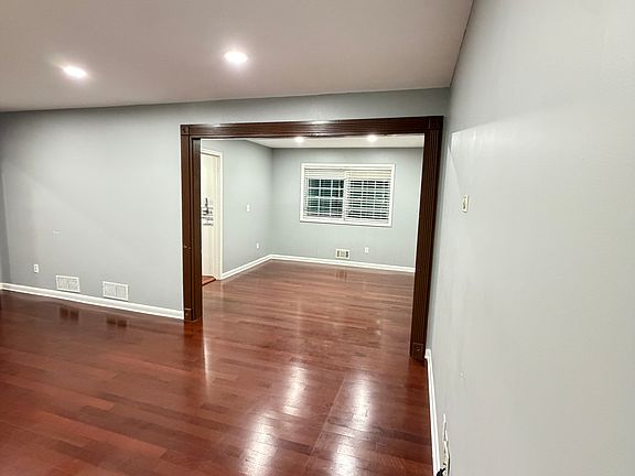 5th image of 4242 Indian Forest Rd #1