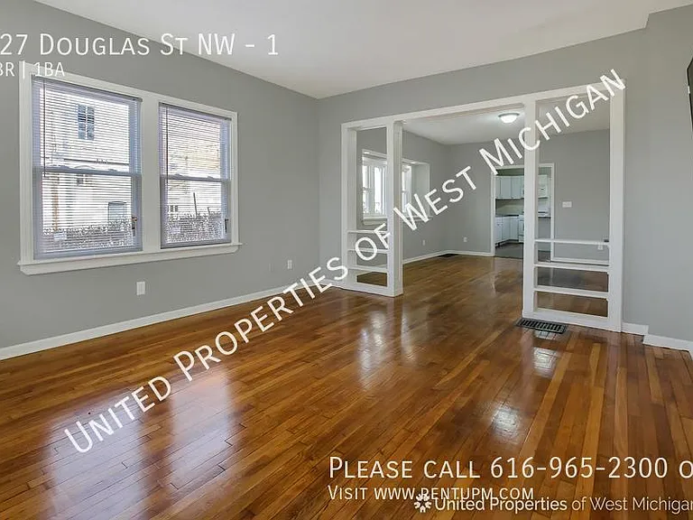 827 Douglas St NW #1 — Photo 8