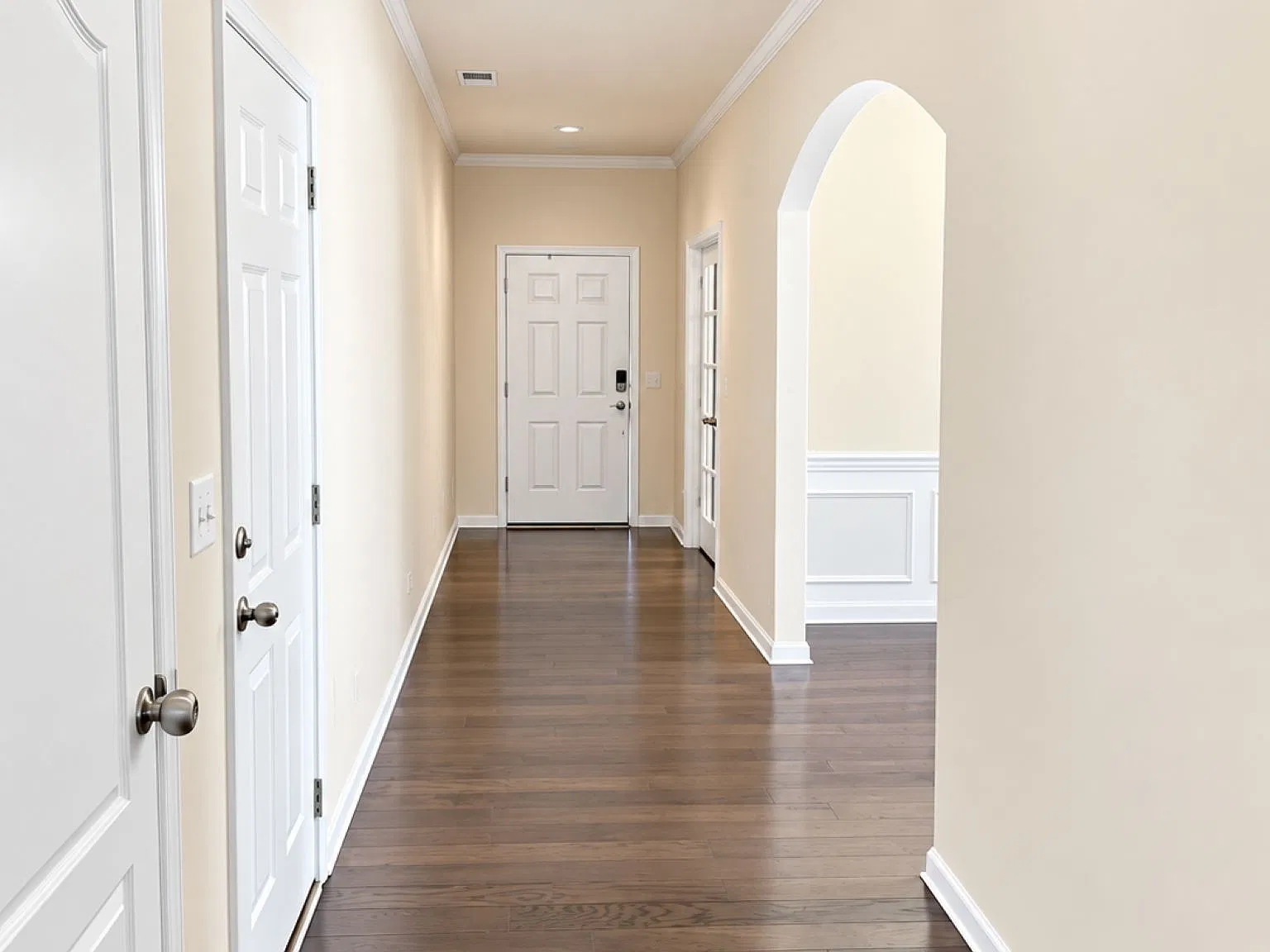 110 Eden Avenue - 1 — Photo 3