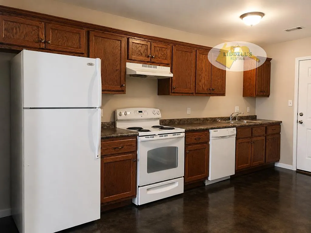 614 W Hunt St — Photo 3