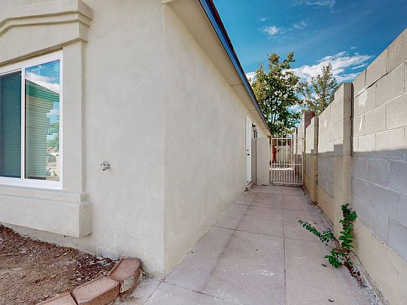 3rd image of 7604 Blue Avena Ave SW