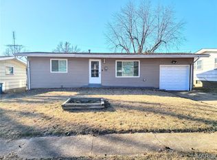 9017 Clarion Dr, Saint Louis, MO 63136