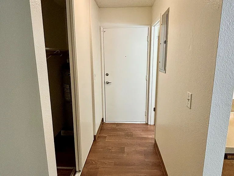 Gardenbrook Apartments — Photo 54