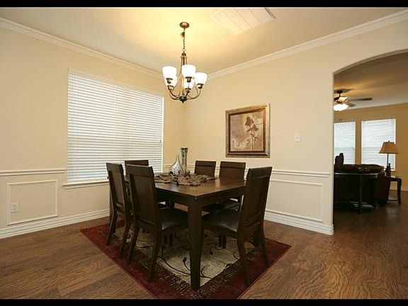 2nd image of 106 Bridgewood Dr