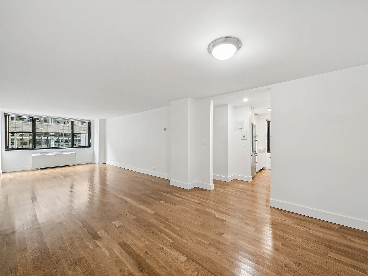 315 W 57th St — Photo 1