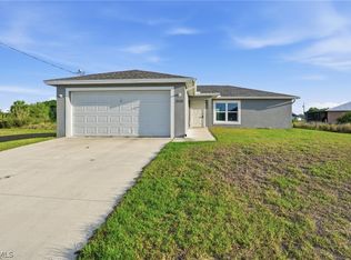 3110 Kapok Cir, Labelle, FL 33935