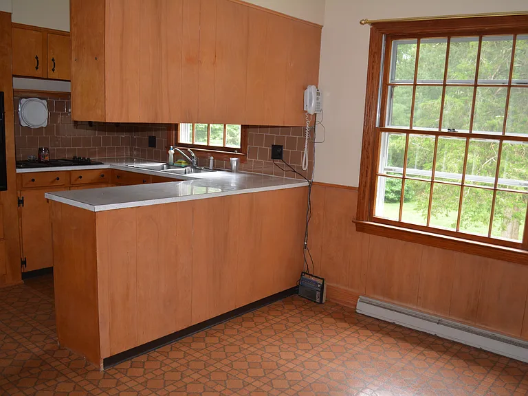 2578 Division Rd — Photo 20