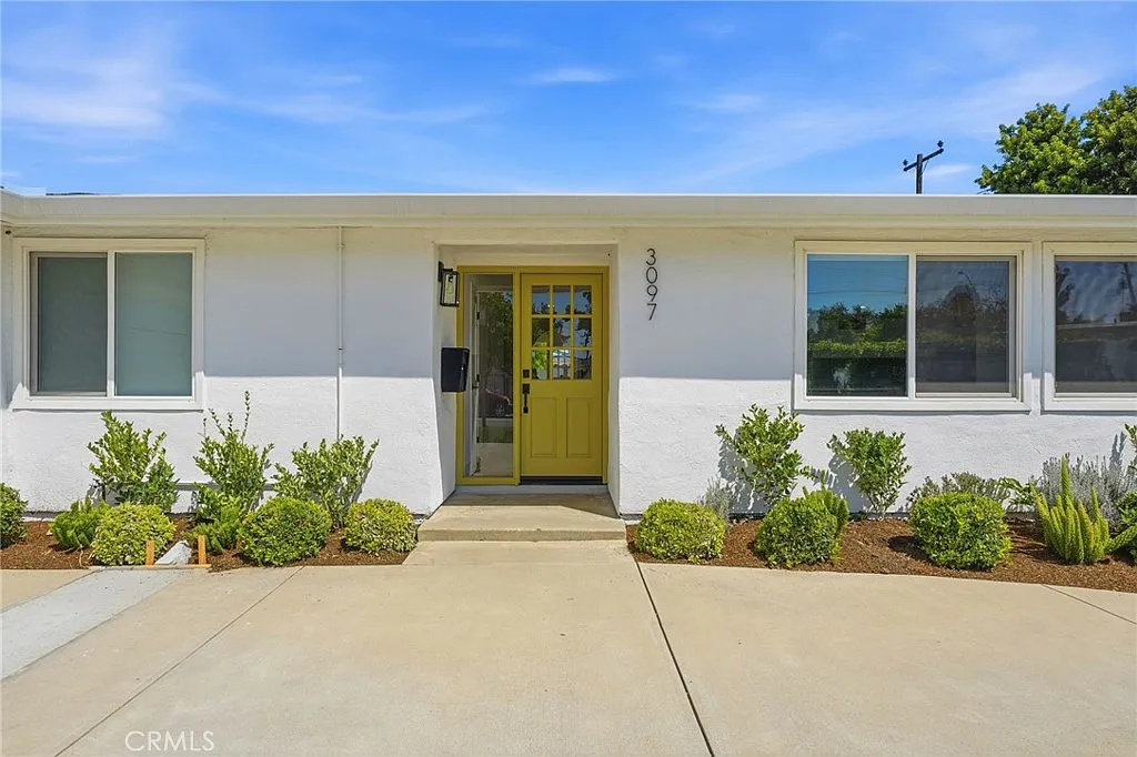 3 bed, 1604 sqft, $6,750 — Photo 2