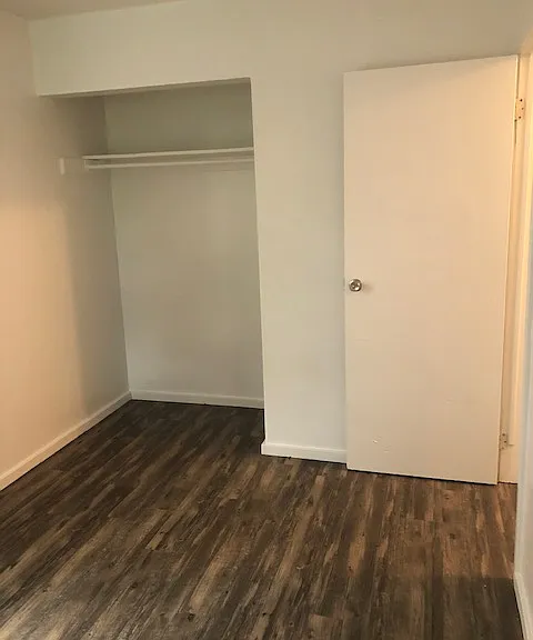1614 N Fremont St — Photo 8